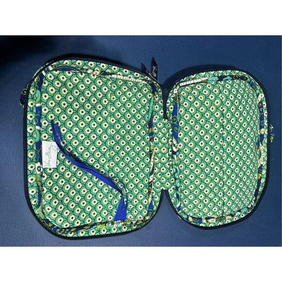 Vera Bradley Rhythm & Blues Quilted Travel Cosmetic Organizer Bag - Picture 5 of 5